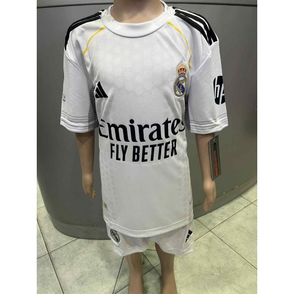  детски футболен екип на Реал Мадрид    2025 2026 домакински с Килиан Мбапе