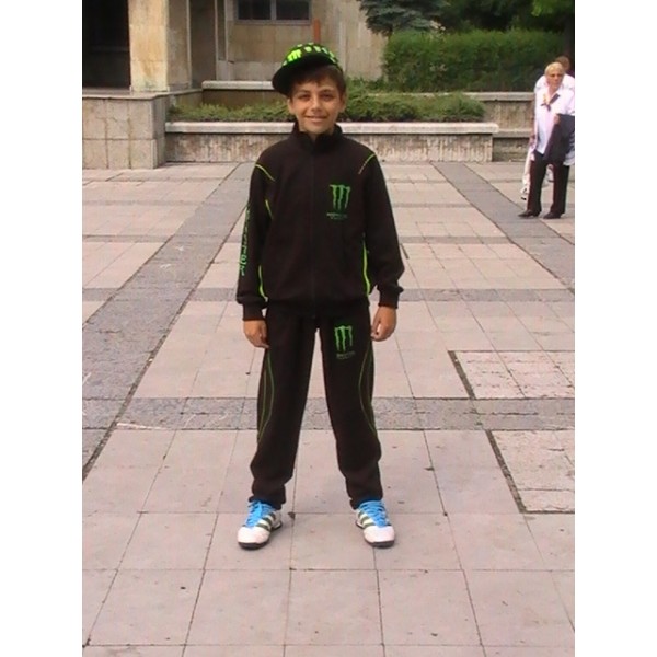 анцунг Монстер анцунг Монстер